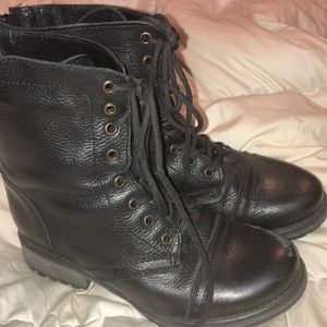 Steve Madden Black combat boots